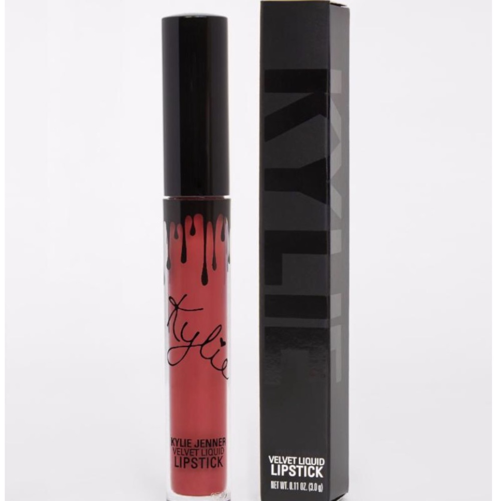 Kylie Cosmetics Liquid Velvet Lipstick 💄